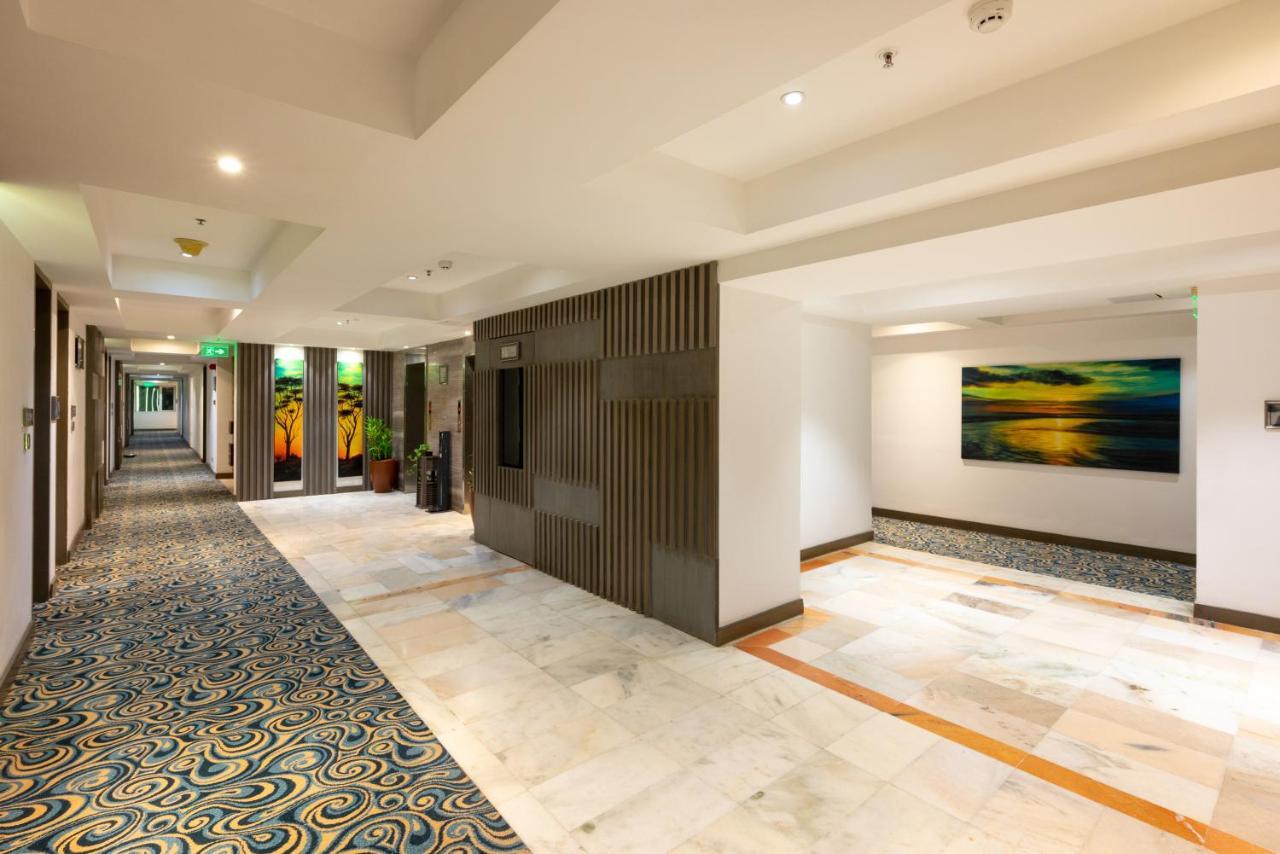 The Resort Mumbai Luaran gambar